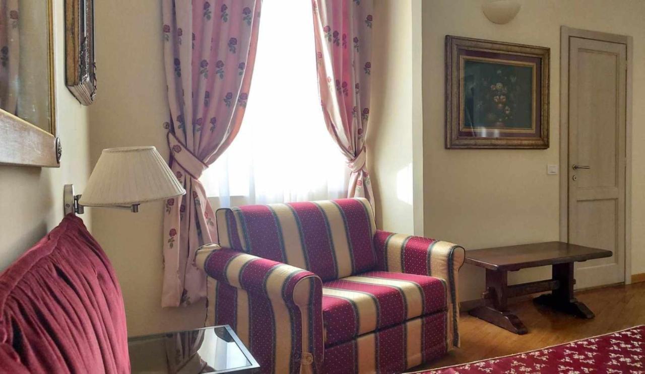 Deluxe Doppel-/Zweibettzimmer
