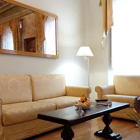 Tornabuoni La Petite Suite-3